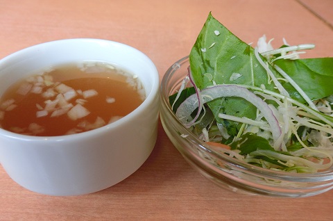 スープとサラダ.jpg