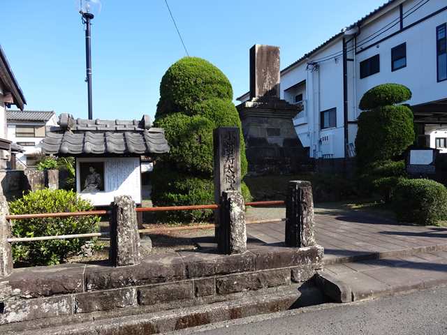 DSC08028_R.JPG