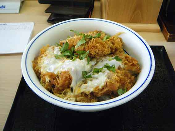 かつやの「ヒレカツ丼」♪