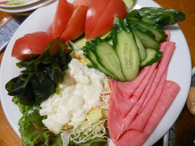 サラダ