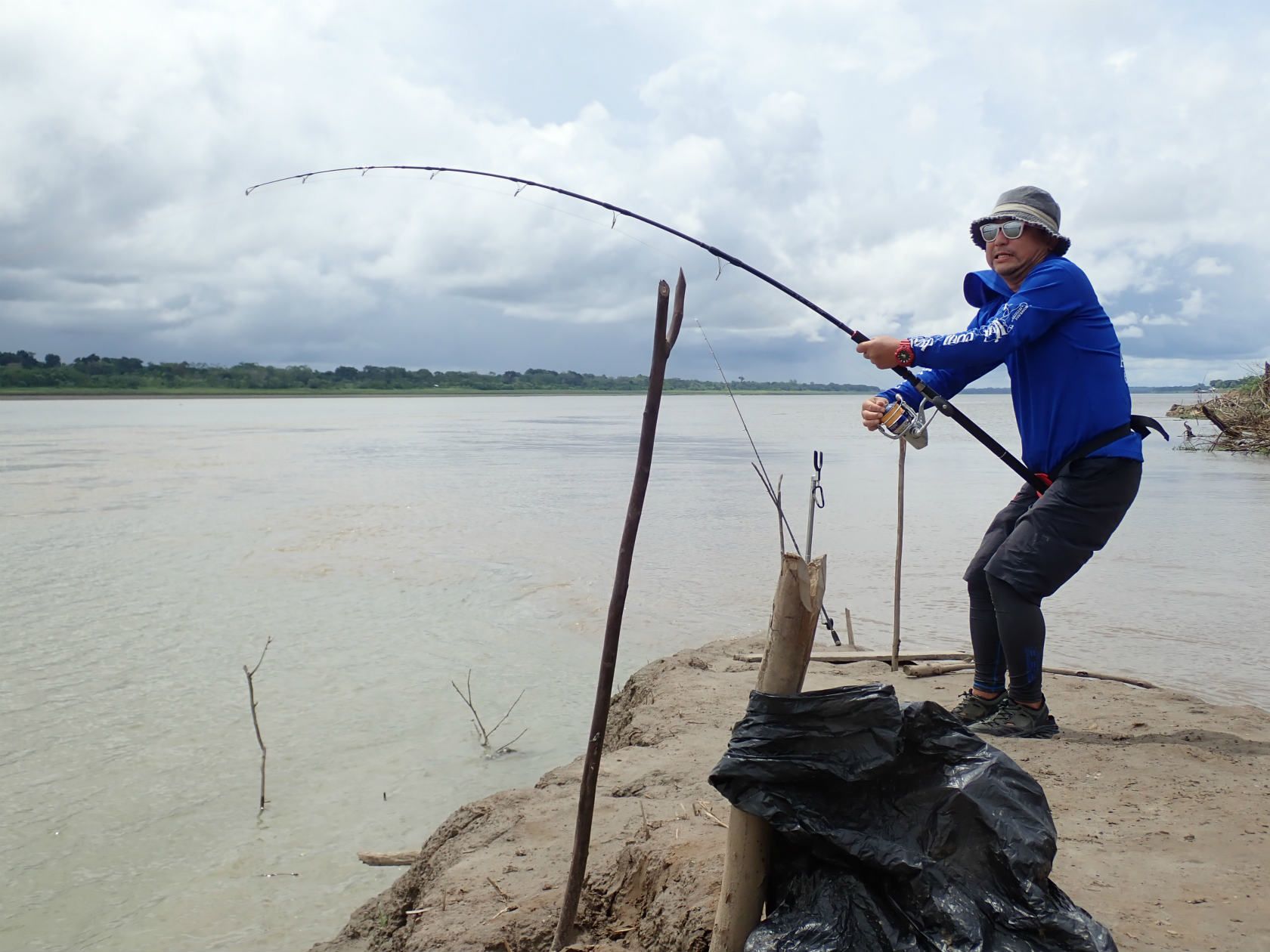 巨大エイ 釣りにおいでよ アマゾンマンの日記 楽天ブログ