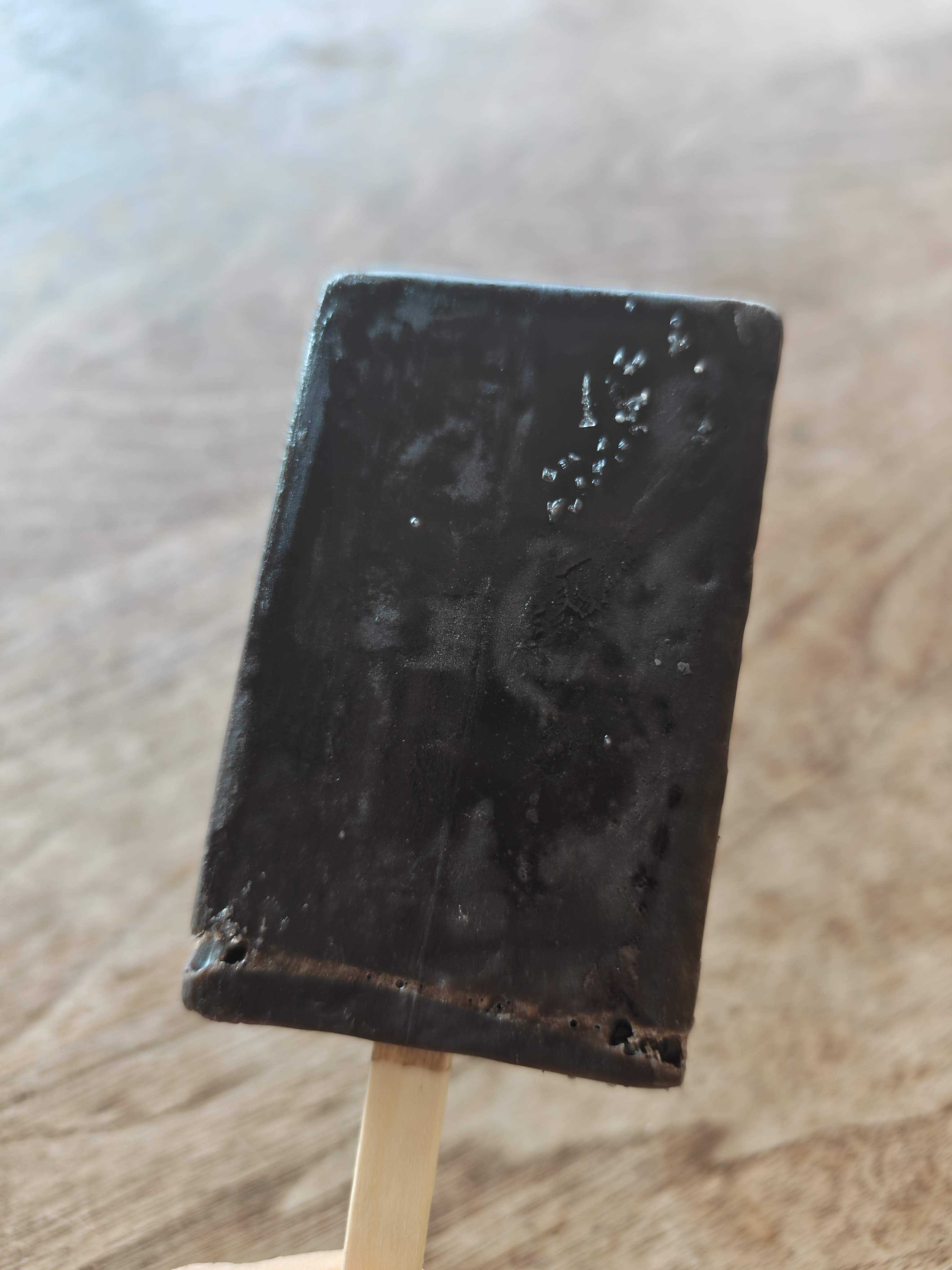 赤城乳業　新商品　ガリガリ君　リッチ四角チョコパイ