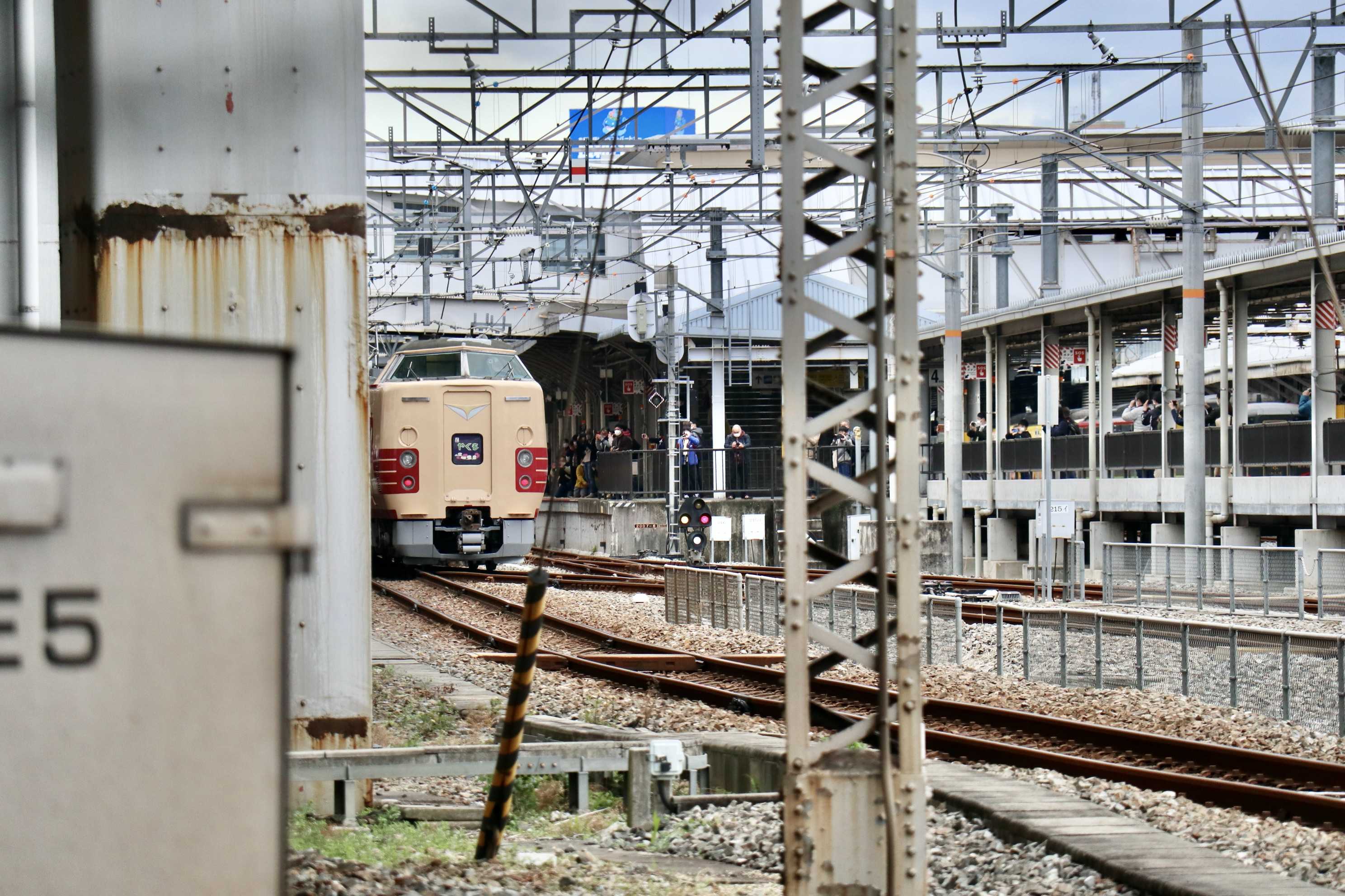 特急やくも381系 懐かしの国鉄色 リバイバル運転 | koji64の 特急やくも381系 懐かしの国鉄色 リバイバル運転 | koji64の