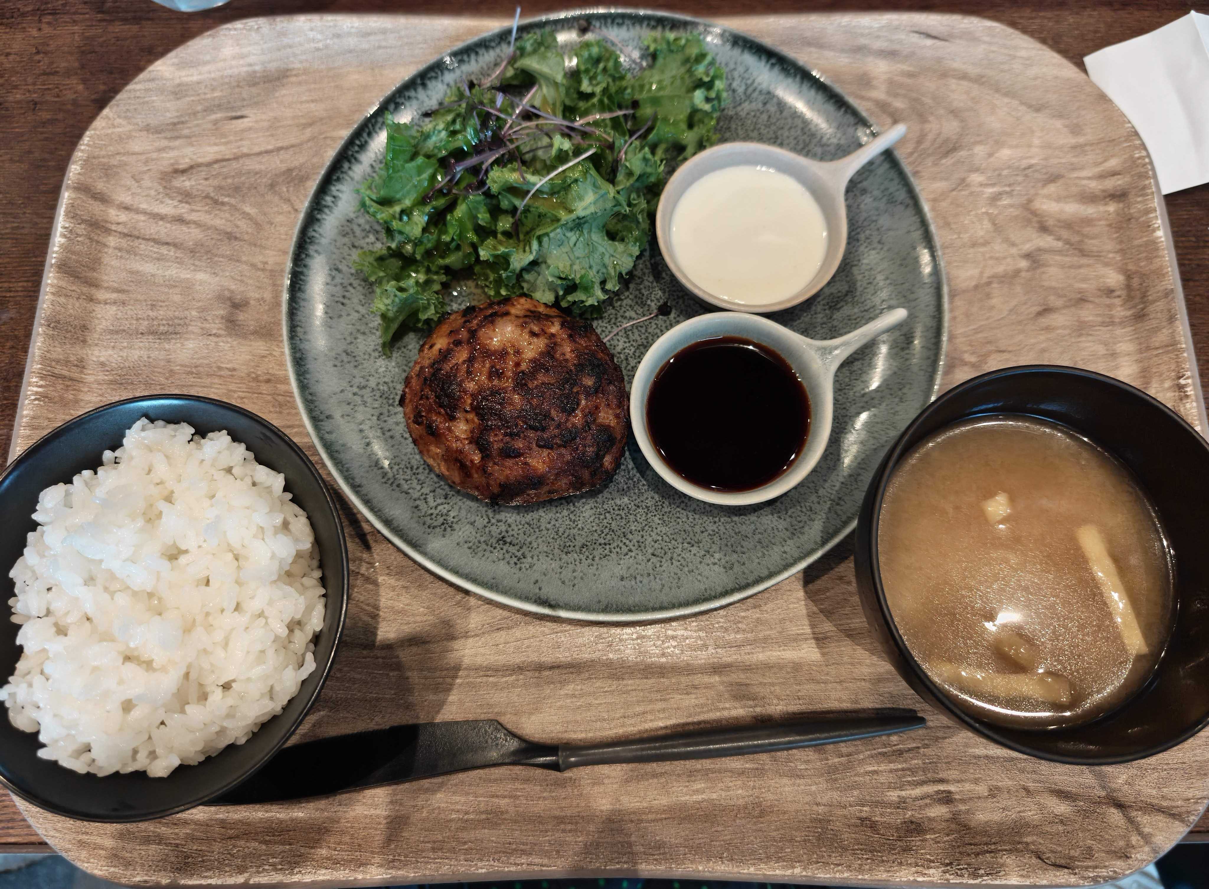 日常茶飯時 虎ノ門ヒルズ ランチ　照り焼きハンバーグ定食