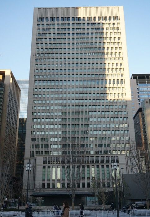 東京駅の丸の内駅前広場を囲む超高層ビルたち（東京の街並み観察 52） | 東京今昔物語 （写真の世界 http://wakowphoto