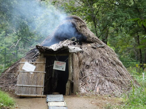 竪穴住居