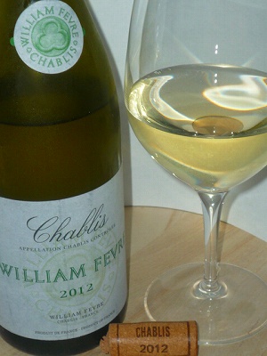 William Fevre Chablis 2010 glass.jpg