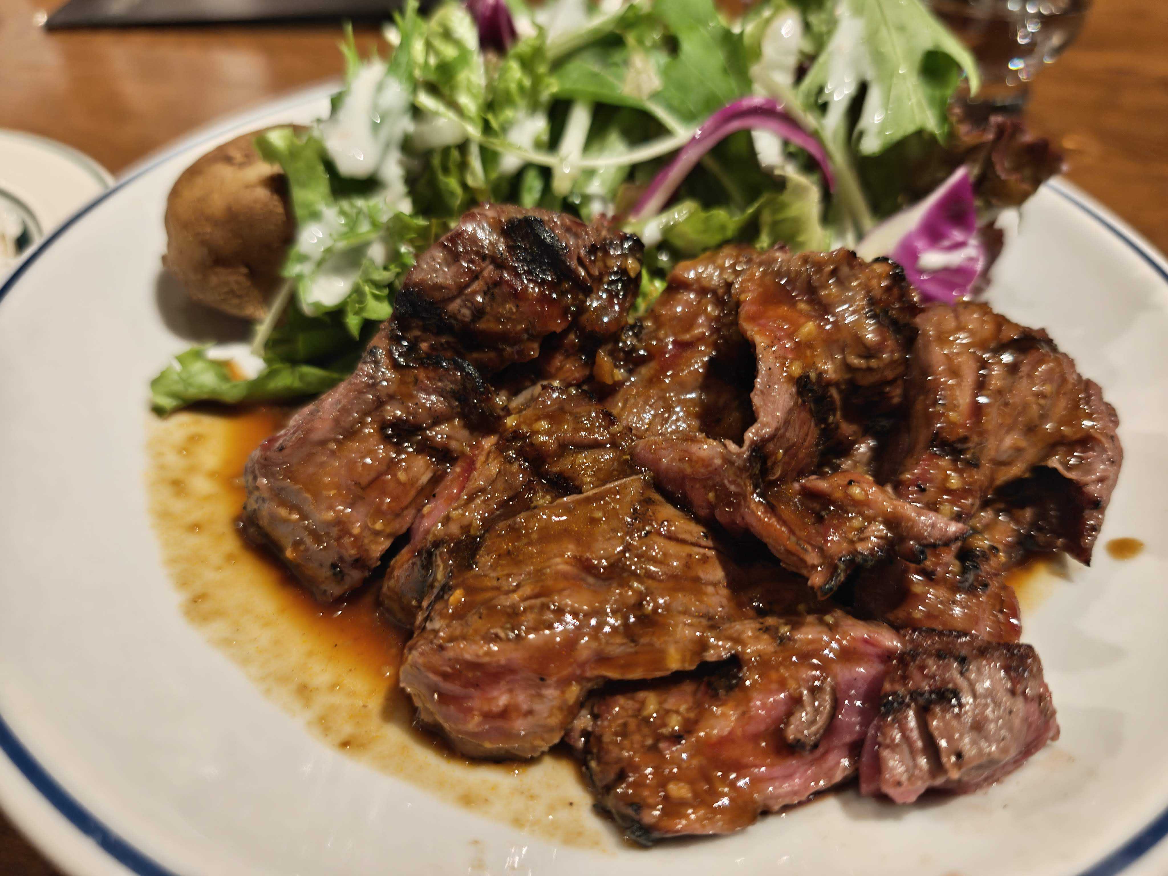 虎の門ランチ　カルネ バル カテテ　牛ハラミの炭火焼ステーキ　わさびソース