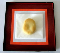 お多福面の縁起菓子 ２