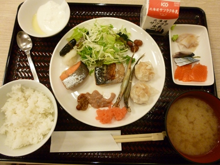 さかな屋の朝食