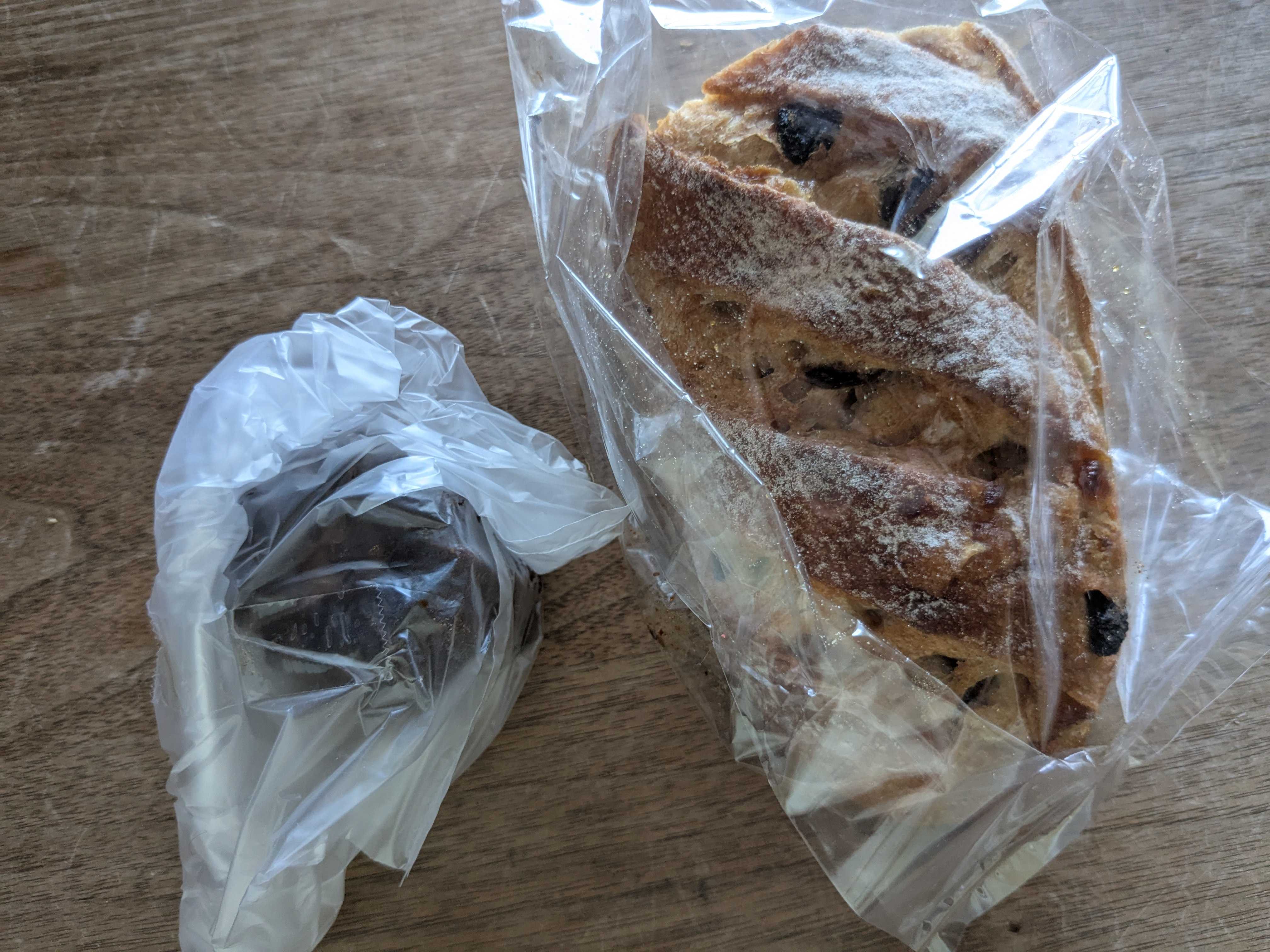 日本橋髙島屋　フランス展 Art de Pain カンパーニュ・オ・ルヴァン(フリュイ)、カヌレ・ド・ボルドー