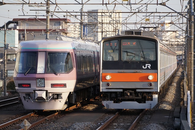 EF64 1046 鹿島 in お座敷リゾ－ト｢ゆう｣&｢宴｣ 並び5