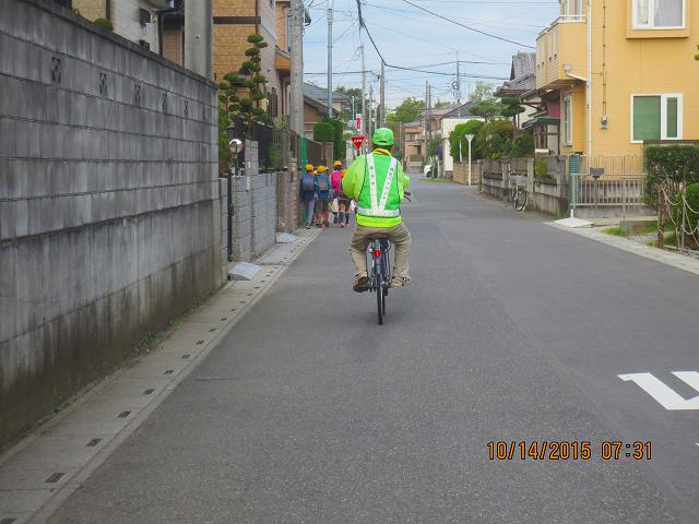 20151014大相模小学校交通安全オジサン０３