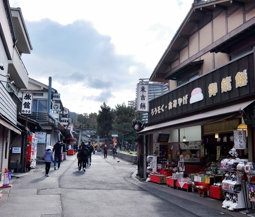 京都 伏見稲荷 千本鳥居 四ツ辻 きつね おいなり