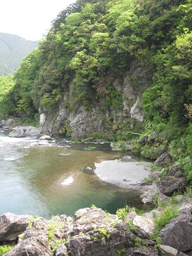 御岳橋から.jpg