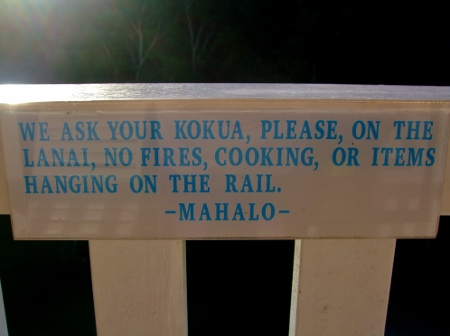 KOKUA（コクア）　ハワイ語で「手助け（help）・協力（assist）」の意味だよん