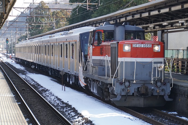 DE10 1666牽引 東急6020系 大井町線用 甲種6