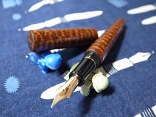 ペン先はセンチュリーなのよ