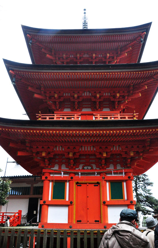 三重塔