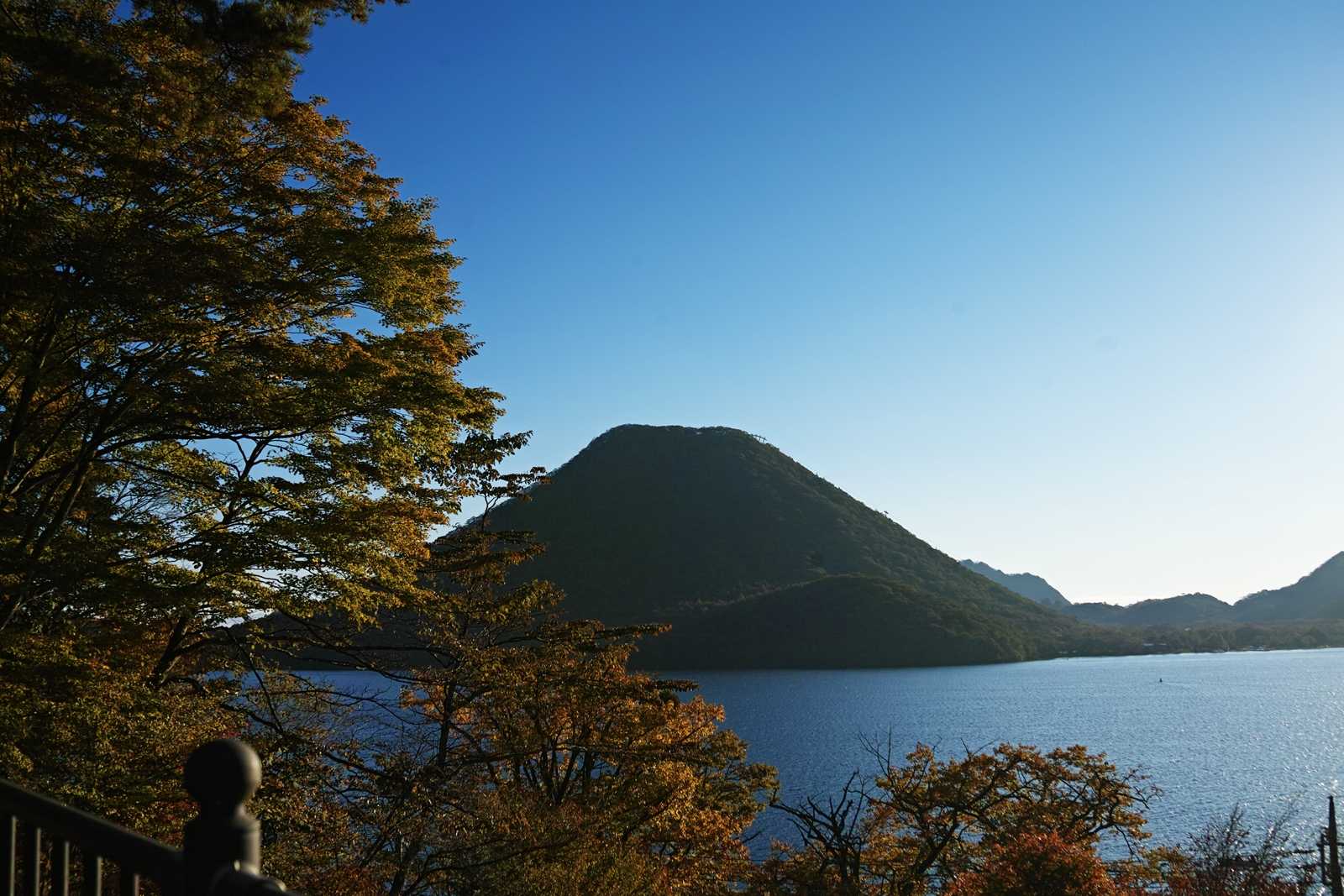 紅葉の榛名湖を一周(前編) シグマのカメラに魅せられて 楽天ブログ 紅葉の榛名湖を一周(前編) シグマのカメラに魅せられて 楽天ブログ