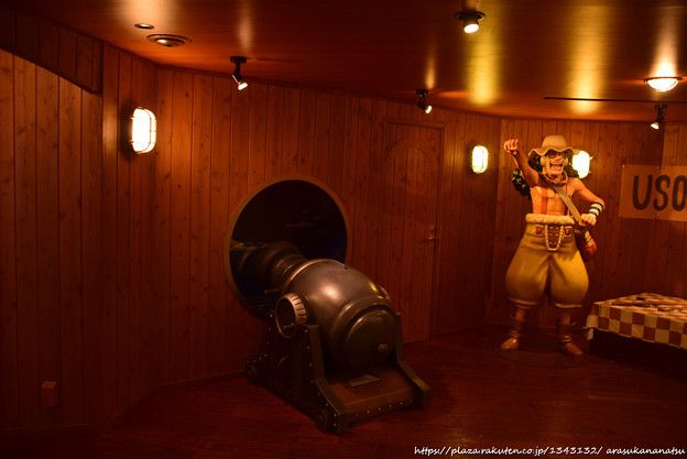 ハンガリー人が音楽祭に「侵入」、有名な絵画の登場人物も登場