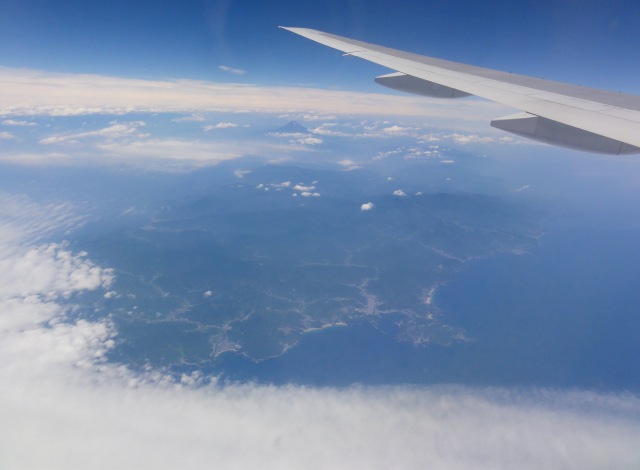 s-眼下遠くにに富士山が見えました.jpg