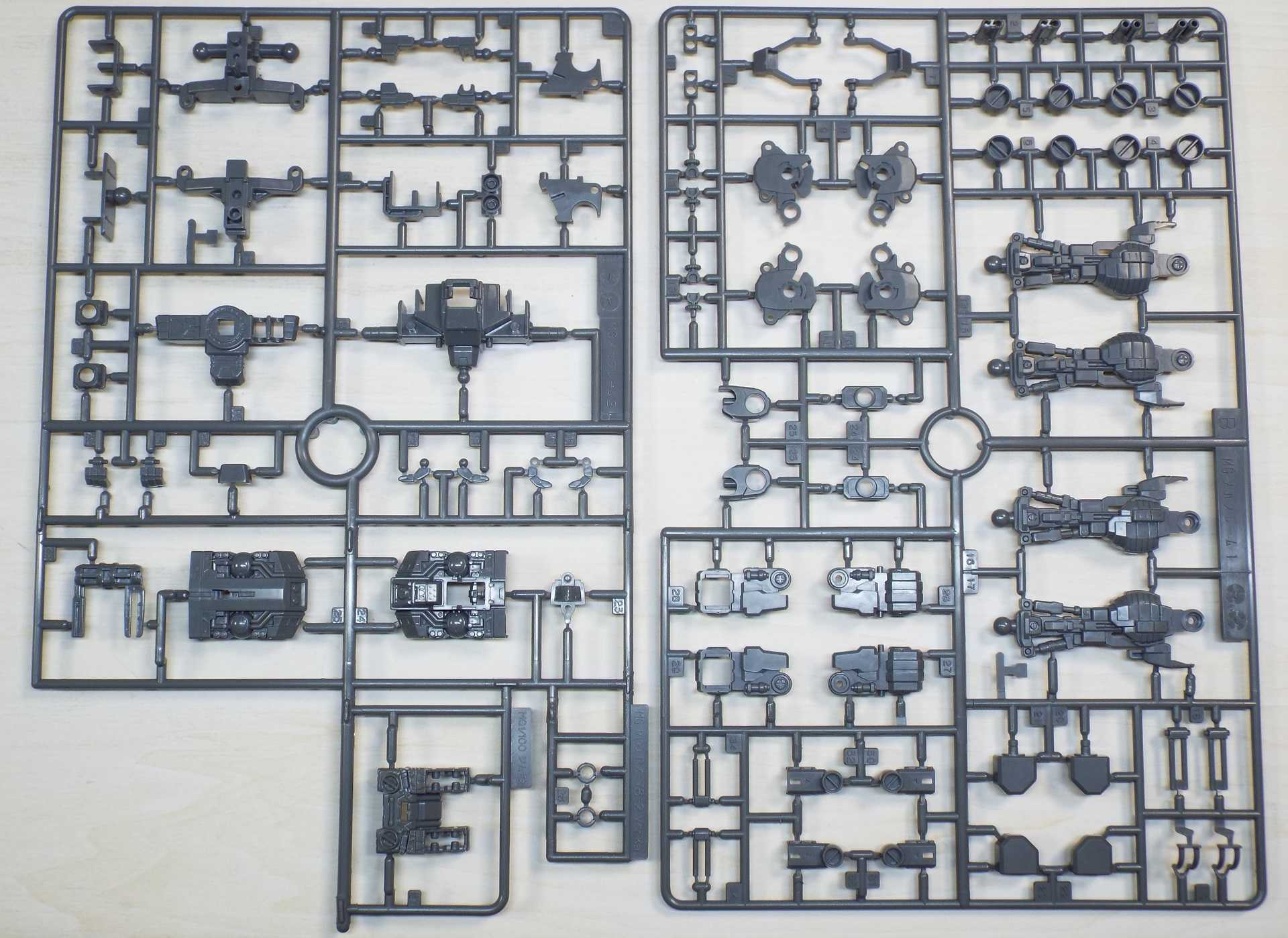 ガンプラ5箱セット（MG 3箱　RG 2箱） MG 1/100 RX-78-2 ガンダム Ver.ka（1：箱絵／ランナー／コア