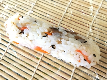 チラシごはん握り320.jpeg