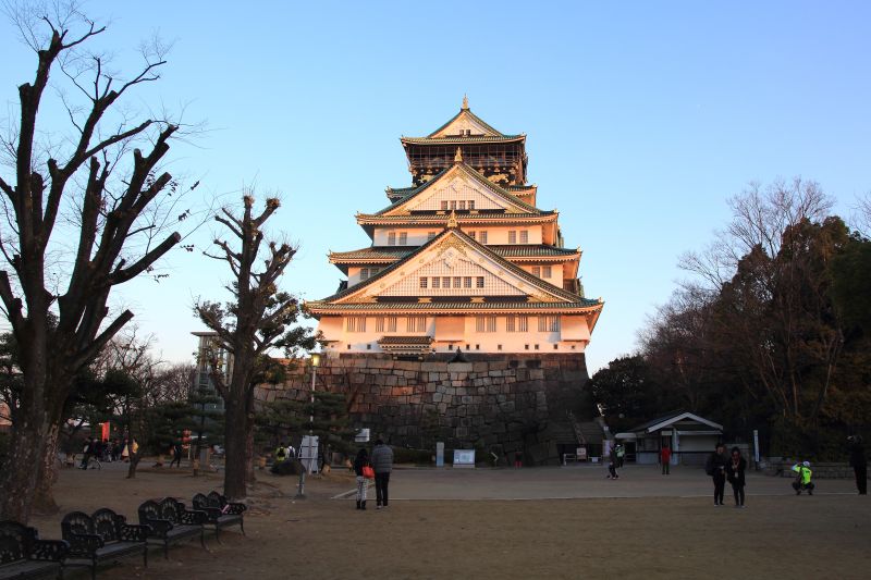 大阪城の夜明け_002本丸.jpg