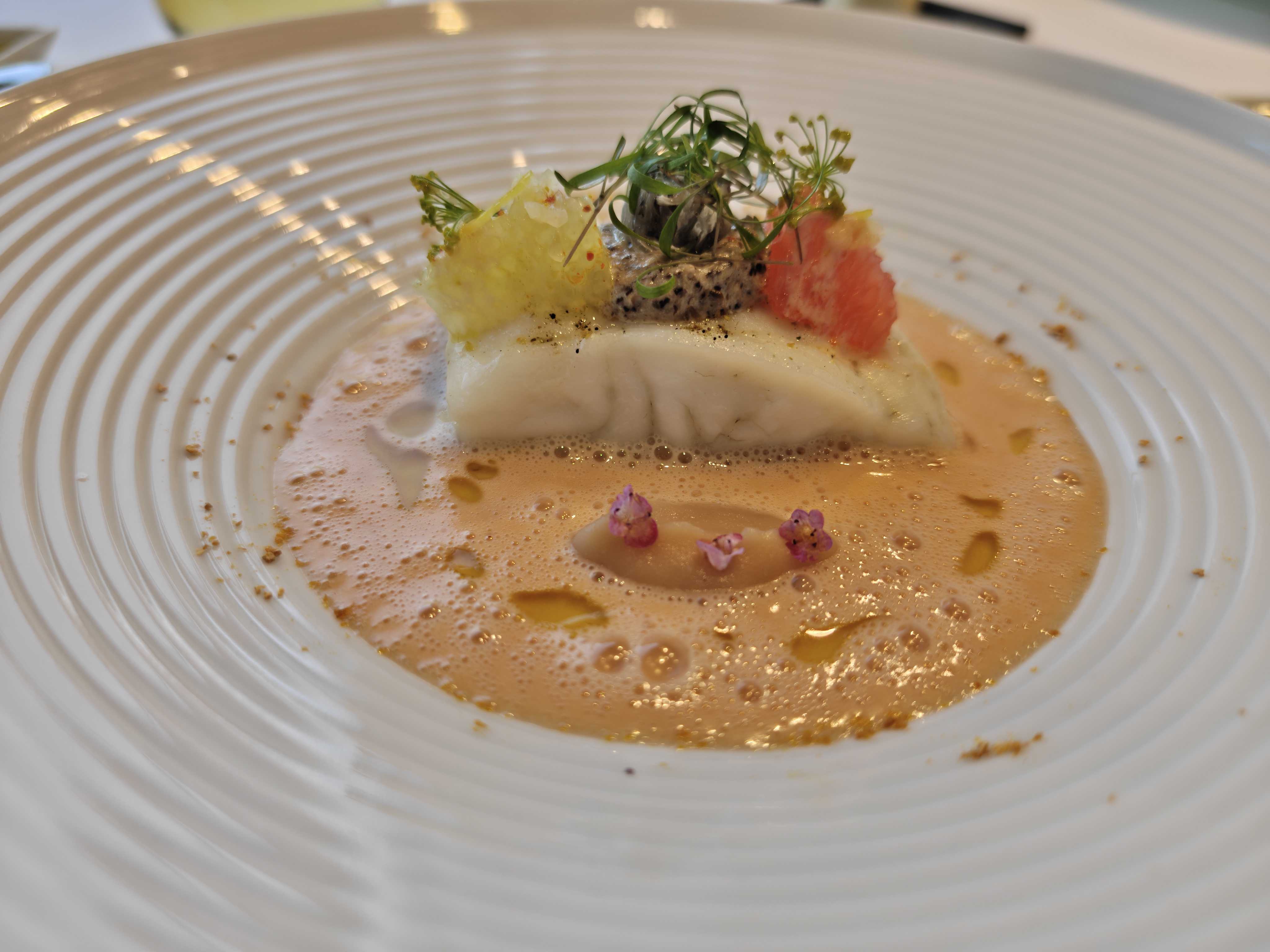 浅草駅　フランス料理　ナベノイズム　Daurade　真鯛