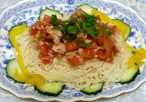 トマトとツナのそうめん.jpg