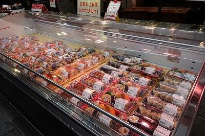 黒門市場 黒門三平 海鮮丼1100円が770円一日30食 空と海と花 芦屋ガーランド 花冠 楽天ブログ
