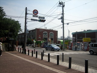 公園前交差点