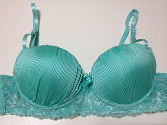 momo 1575円 (2).jpg