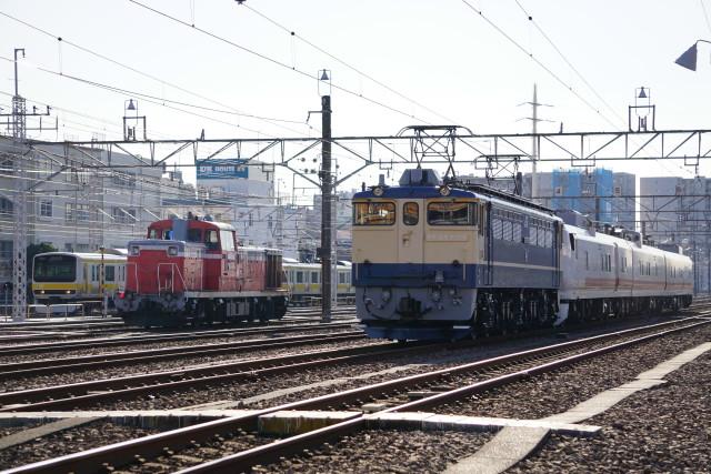 EF65 1105牽引キヤE193系East i-D & DE10牽引 三鷹ロングチキ工臨3