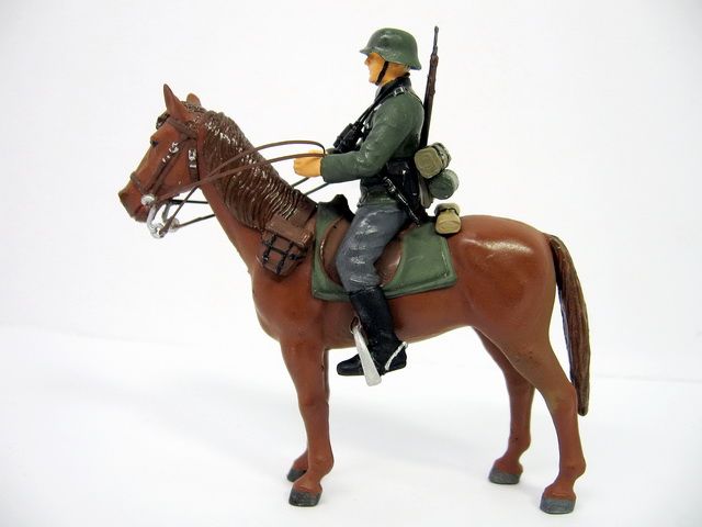 WEB限定カラー ドラゴン1/6 ドイツ国防軍第3騎兵師団下士官&軍馬の 