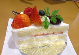 3種ベリーのにぎやかトルテ