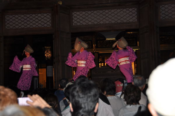 風の盆　聞名寺