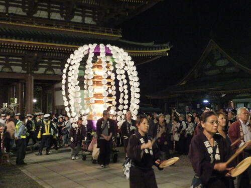 池上本門寺の万灯行列