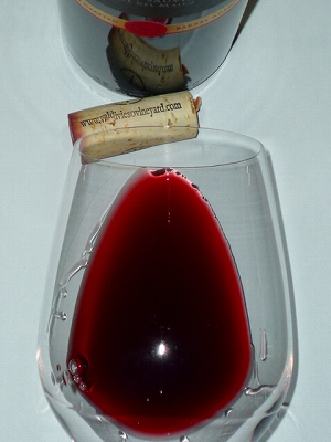 Vina Valdivieso Single Vineyard Maipo Reserva CS 2013 glass.jpg