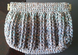 オペラポーチ青