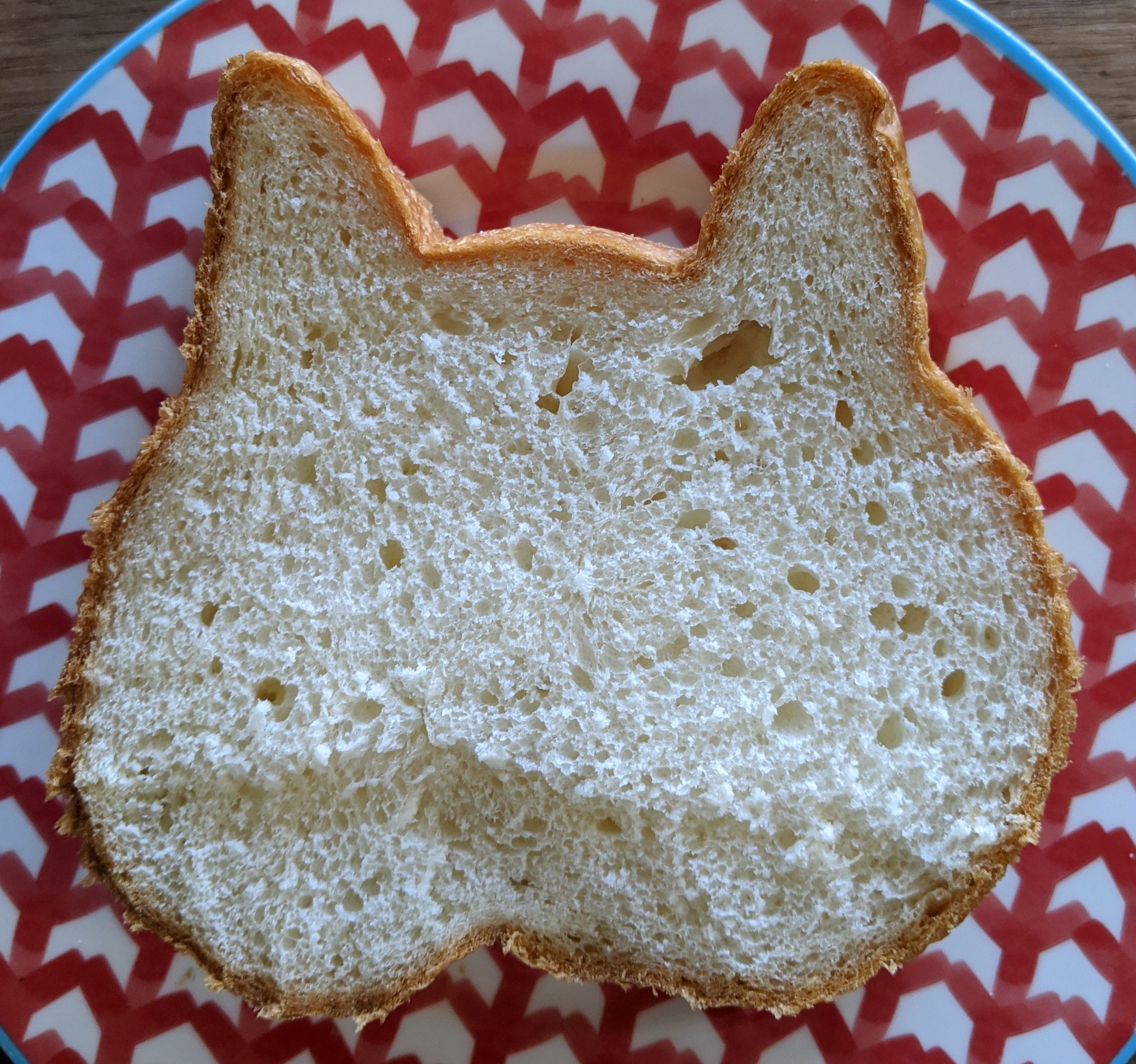 オールハーツカンパニー ねこねこ食パン　断面
