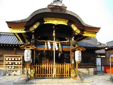 瀧尾神社　拝殿