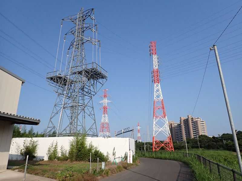 高柳沼南線から地中引き下げ鉄塔周囲も囲みが出来ている