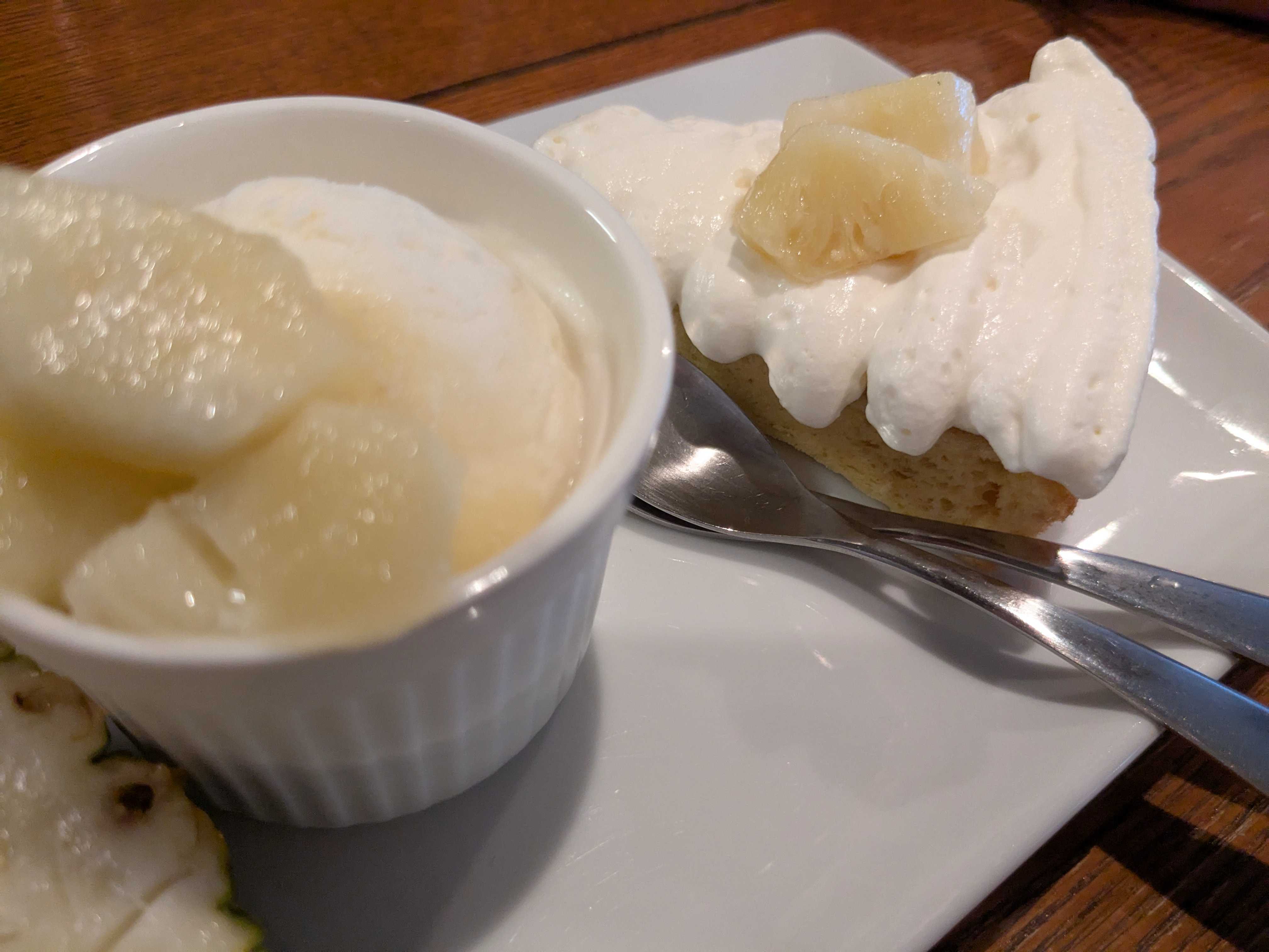 西表島　子連れカフェ　農園Cafe ファイミール　パインプレート