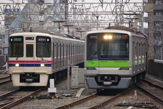 都営 新宿線 4種類の 車両6