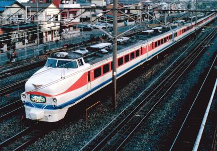【鉄道サボ】（表）上野（急行ゆけむり）水上（裏）上野⇔新前橋 上野駅案内板 6:53 急行ゆけむり（国鉄時代の上野駅・その1