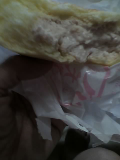 クリームパンストロベリー