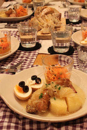 酵母初回土曜日レッスン(2014.4.12)ランチ.JPG