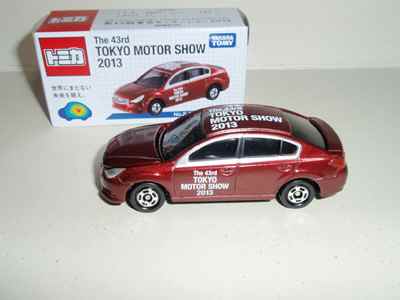 tokyomotorshow2013legacyb403.jpg